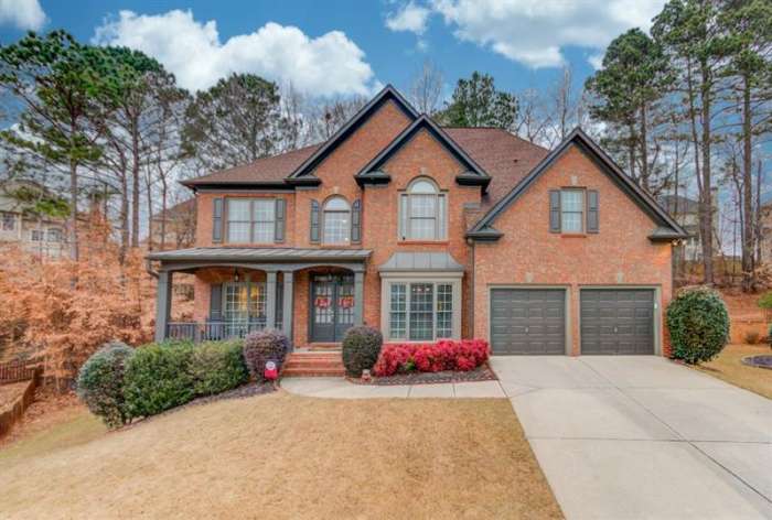 4172  Creekview Bluff  Court  Buford 30518